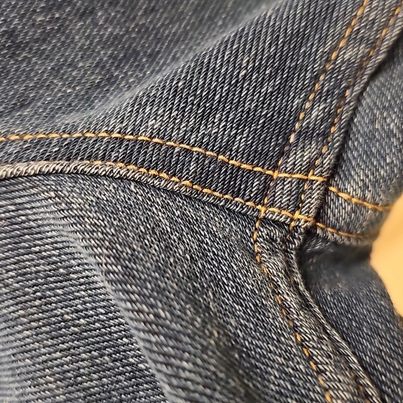 Hue Crop Jeans/Jeggings - Picture 7 of 7